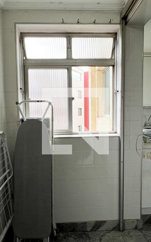 Apartamento à venda com 79m², 2 quartos e 2 vagasÁrea de Serviço