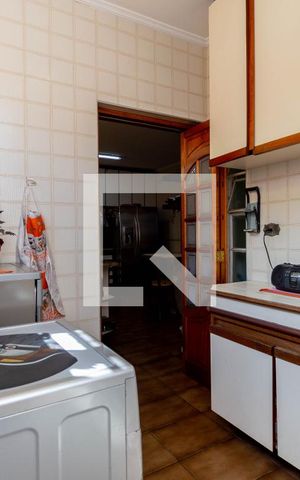 Casa à venda com 266m², 3 quartos e 3 vagasÁrea de Serviço