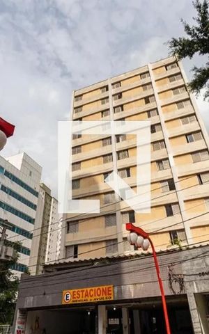 Apartamento para alugar com 70m², 2 quartos e 1 vagaFachada