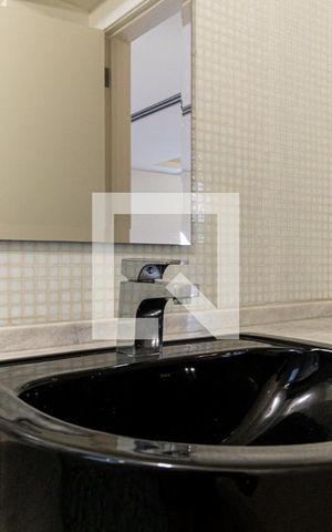Apartamento à venda com 103m², 2 quartos e 1 vagaBanheiro 2 - Torneira