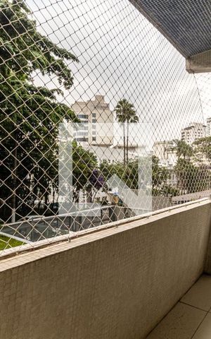 Apartamento à venda com 103m², 2 quartos e 1 vagaVaranda