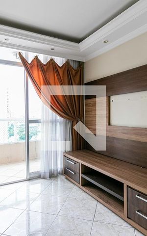 Apartamento à venda com 78m², 3 quartos e 2 vagas Apartamento à venda com 78m², 3 quartos e 2 vagasSala