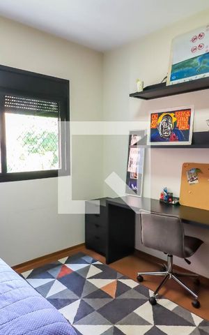 Apartamento à venda com 142m², 3 quartos e 2 vagas Apartamento à venda com 142m², 3 quartos e 2 vagasQuarto