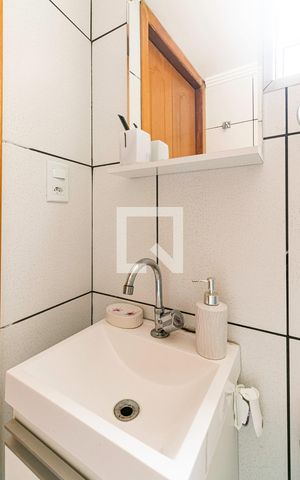 Casa para alugar com 187m², 4 quartos e 2 vagas Casa para alugar com 187m², 4 quartos e 2 vagasBanheiro da Suíte