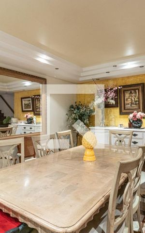 Casa de condomínio à venda com 750m², 6 quartos e 4 vagas Casa de condomínio à venda com 750m², 6 quartos e 4 vagasSala 1