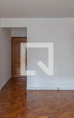 Apartamento à venda com 78m², 2 quartos e sem vaga Apartamento à venda com 78m², 2 quartos e sem vagaSala