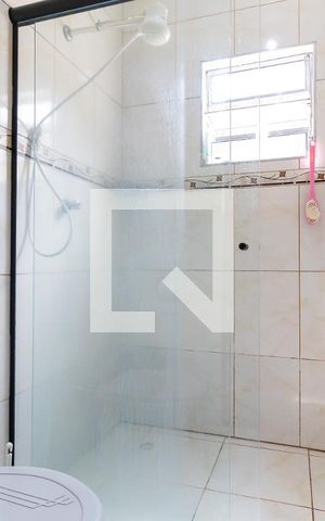 Casa à venda com 125m², 3 quartos e 2 vagas Casa à venda com 125m², 3 quartos e 2 vagasBanheiro
