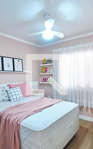Casa à venda com 148m², 3 quartos e 2 vagasQuarto 3