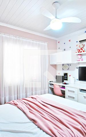 Casa à venda com 148m², 3 quartos e 2 vagasQuarto 3