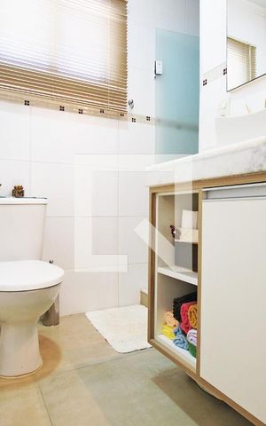 Casa à venda com 148m², 3 quartos e 2 vagasBanheiro 1