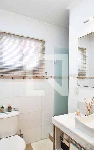 Casa à venda com 148m², 3 quartos e 2 vagasBanheiro 1