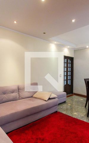 Casa à venda com 298m², 3 quartos e 4 vagas Casa à venda com 298m², 3 quartos e 4 vagasSala