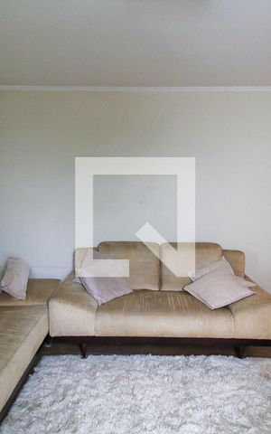 Casa à venda com 298m², 3 quartos e 4 vagas Casa à venda com 298m², 3 quartos e 4 vagasSala 2