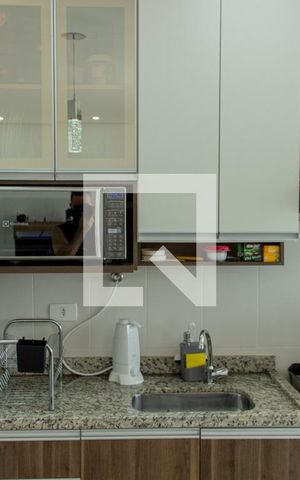 Apartamento à venda com 67m², 2 quartos e 2 vagasCozinha 