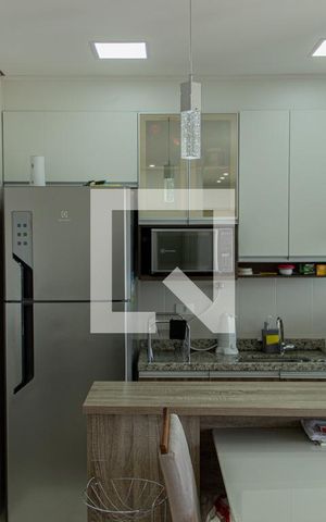 Apartamento à venda com 67m², 2 quartos e 2 vagasCozinha 
