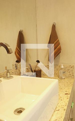 Casa à venda com 258m², 3 quartos e 6 vagasLavabo