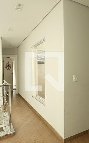 Casa à venda com 258m², 3 quartos e 6 vagasEscritório - Corredor