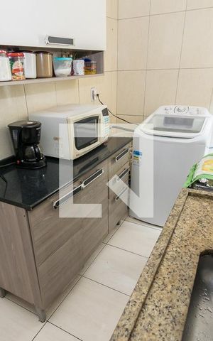 Apartamento à venda com 42m², 1 quarto e sem vaga Apartamento à venda com 42m², 1 quarto e sem vagaCozinha - Armários