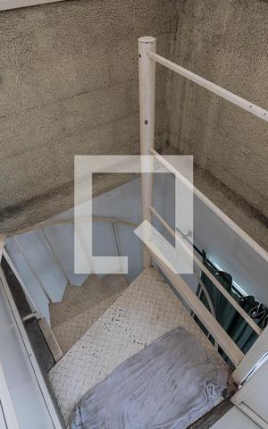 Apartamento à venda com 42m², 1 quarto e sem vaga Apartamento à venda com 42m², 1 quarto e sem vagaTerraço - Escada de acesso