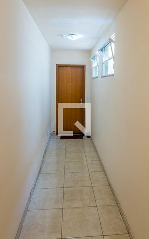 Apartamento à venda com 42m², 1 quarto e sem vaga Apartamento à venda com 42m², 1 quarto e sem vagaEntrada do Imóvel