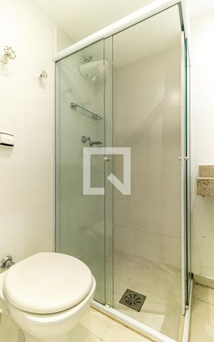 Studio à venda com 29m², 1 quarto e sem vagaBanheiro - Box