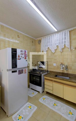 Casa à venda com 300m², 5 quartos e 6 vagas Casa à venda com 300m², 5 quartos e 6 vagasCozinha