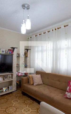 Casa à venda com 300m², 5 quartos e 6 vagas Casa à venda com 300m², 5 quartos e 6 vagasSala