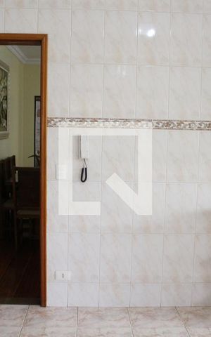Casa à venda com 583m², 4 quartos e 6 vagas Casa à venda com 583m², 4 quartos e 6 vagasCozinha
