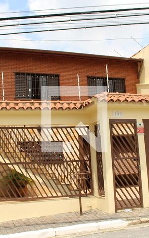 Casa à venda com 583m², 4 quartos e 6 vagasFachada