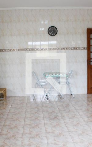 Casa à venda com 583m², 4 quartos e 6 vagas Casa à venda com 583m², 4 quartos e 6 vagasCozinha