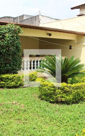 Casa à venda com 583m², 4 quartos e 6 vagasQuintal