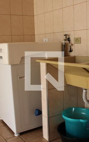 Casa à venda com 583m², 4 quartos e 6 vagasÁrea de Serviço