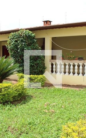 Casa à venda com 583m², 4 quartos e 6 vagasQuintal