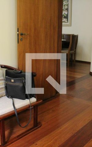 Casa à venda com 583m², 4 quartos e 6 vagasQuarto 1