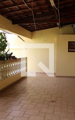 Casa à venda com 583m², 4 quartos e 6 vagasChurrasqueira