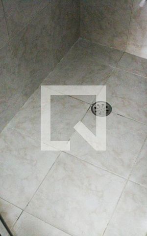 Casa à venda com 583m², 4 quartos e 6 vagas Casa à venda com 583m², 4 quartos e 6 vagasBanheiro da Suíte