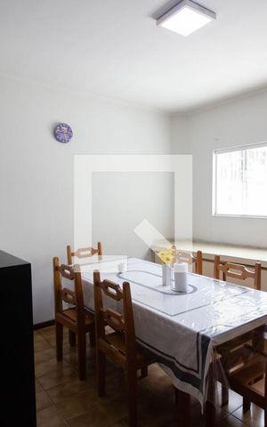 Casa à venda com 360m², 4 quartos e 4 vagasCozinha