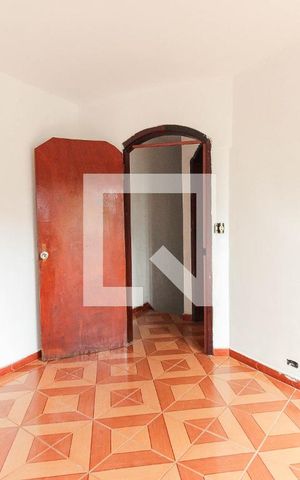 Casa para alugar com 100m², 2 quartos e sem vaga Casa para alugar com 100m², 2 quartos e sem vagaSuíte