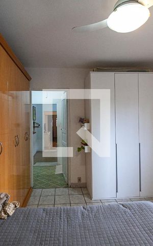 Casa à venda com 300m², 4 quartos e 3 vagas Casa à venda com 300m², 4 quartos e 3 vagasQuarto 2