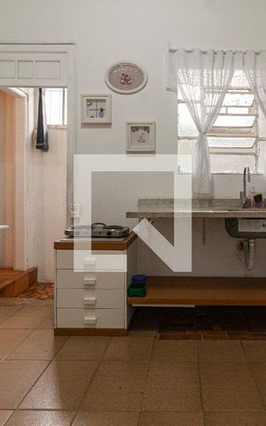 Casa à venda com 300m², 4 quartos e 3 vagas Casa à venda com 300m², 4 quartos e 3 vagasCozinha 1