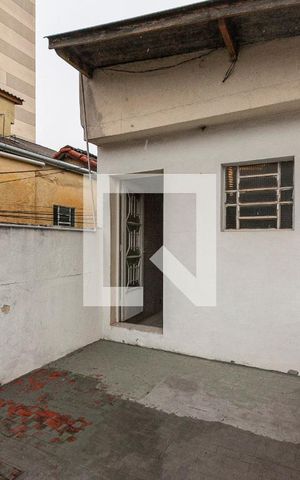 Casa à venda com 300m², 4 quartos e 3 vagas Casa à venda com 300m², 4 quartos e 3 vagasVaranda Quarto 2