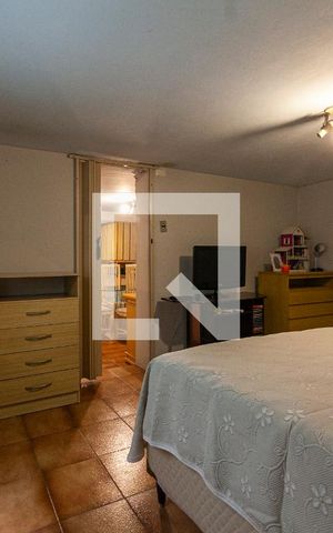 Casa à venda com 300m², 4 quartos e 3 vagas Casa à venda com 300m², 4 quartos e 3 vagasQuarto 3