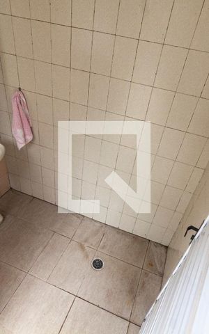 Casa à venda com 300m², 4 quartos e 3 vagas Casa à venda com 300m², 4 quartos e 3 vagasBanheiro 3 - externo