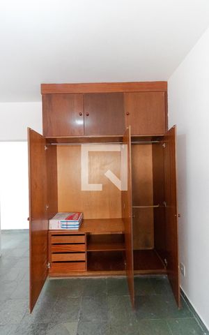 Apartamento à venda com 62m², 1 quarto e sem vaga Apartamento à venda com 62m², 1 quarto e sem vagaQuarto - Armário