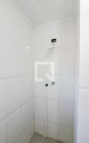 Casa à venda com 200m², 3 quartos e 2 vagas Casa à venda com 200m², 3 quartos e 2 vagasQuarto 1 Suite