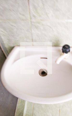 Apartamento à venda com 46m², 2 quartos e sem vagaBanheiro