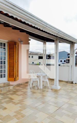 Casa à venda com 275m², 3 quartos e 3 vagasVaranda da Suíte 1