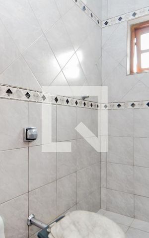 Casa à venda com 275m², 3 quartos e 3 vagasBanheiro da Suíte 3