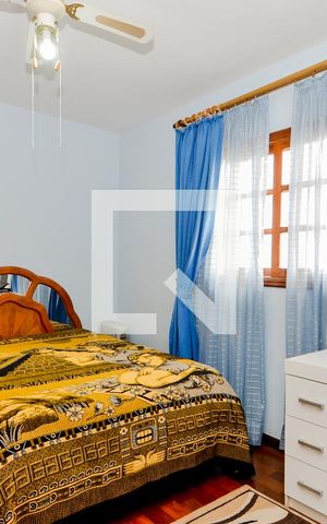 Casa à venda com 275m², 3 quartos e 3 vagasSuíte 2