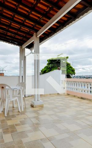 Casa à venda com 275m², 3 quartos e 3 vagasVaranda da Suíte 1